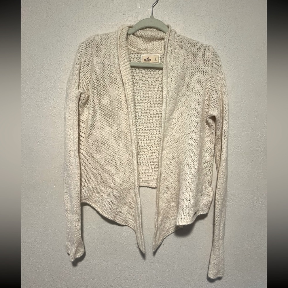 Hollister y2k 2000s cardigan knit cream color